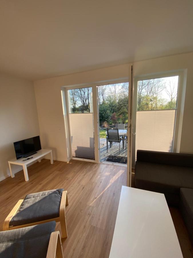 Ferienhaus Wesloer Landstrasse 6A Fuer 4 Personen Lubeck Luaran gambar